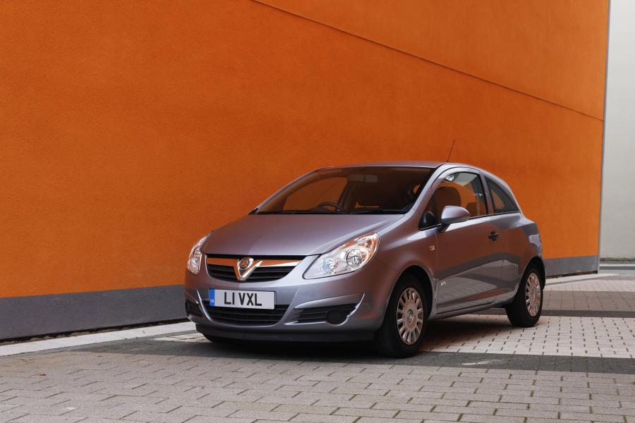  Vauxhall Corsa 2009 года  (фото 14 из 16)